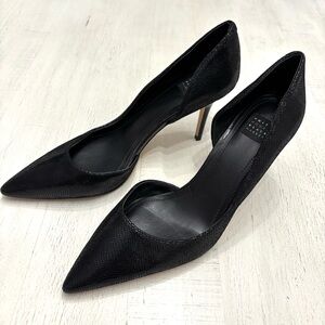 White House Black Market  Pointed Toe Black Leather High Heel shoes Sz 8M